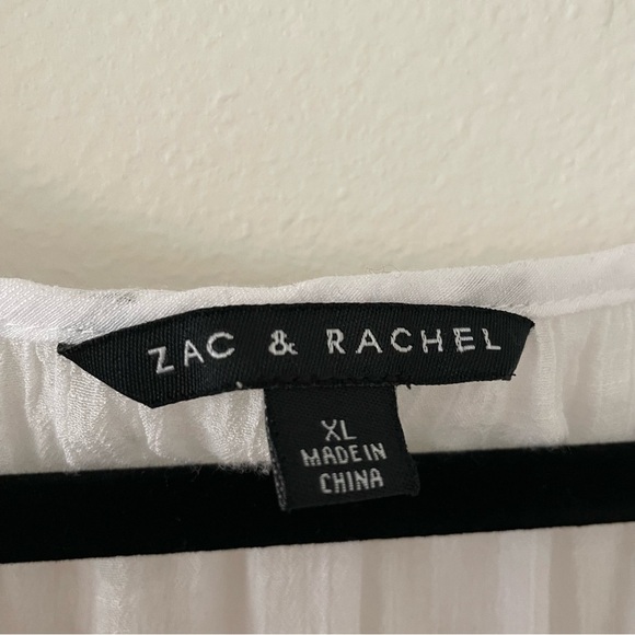 Zac & Rachel White Crochet Short Sleeve Semi Sheer Top Size XL Lightweight - Picture 7 of 8